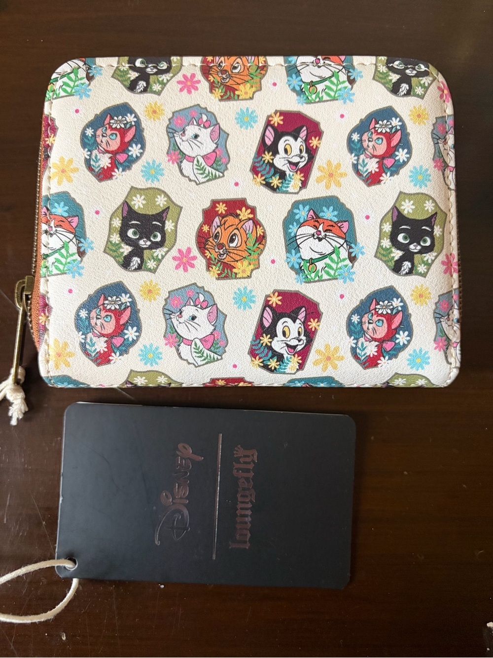Loungefly Multicolor Disney Cats Zip Wallet - Cream